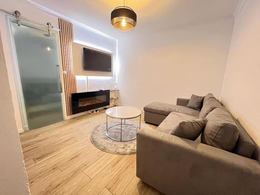 Charmant Appartement Pres De Paris - L'Inaya Maisons-Alfort Dış mekan fotoğraf